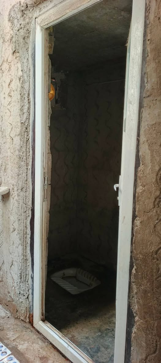 بيت للايجار 50 متر 
نجف حي النداء شارع الكفيل 
شارع 60 العرضي الأول وقرب شارع الكفيل.
يحتوي على غرفة وصالة ومطبخ وصحيات.
البيت نظافة وسط..
سعر الايجار 125 الف


**إذا كنت صاحب هذا الإعلان وتريد حذفه لأي سبب، رجاءا أرسل رسالة إلى الدعم الفني**