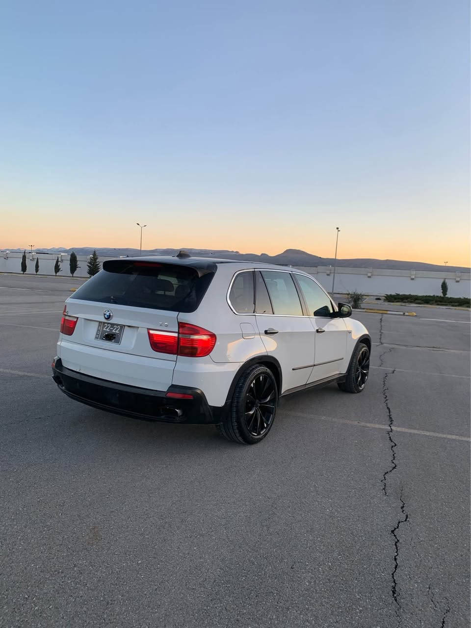 Bmw x5 
مۆدێل2013 
Drive 2013 
علوجی دوبە ی 
موس 
8بستۆن  
کوشن جلدو کوشن هیتەر 
 کوشن  خەزن و پانۆراما 
ئاوێنە کارەباو دژە فول 
شاشە وکامێرا ٣٦٠پلە بە دەوری خۆیا 
کامل حاسە و برێک بە سمە 
ئۆتۆ هۆلد گێڕ ئۆتۆماتیک و عادی و سپۆرت 
سنوق کارە با 
١٦١هە زار رۆشتوە  
٤تایە و ویل لۆک 
کامل سێرڤسی بۆ کراوە 
هیچ مە سرە فی نییە و یە ک دینار مە سرە فی تیا نییە 
 زۆر مە زبوتە گێڕو مە کینە و کارە بای   بە شەرت 
ئە وە هە موزانیارییە کانیە تی تکایە گە ر موشتە ری تێل بکە 
بۆ فرۆشتن 
ئیشی قەرزو قیست ناکە م. تکایە 
 بۆ ئە وانە  تێل مە کە 
 تکایە 
 بۆ فرۆشتن لە سلێمانی 
سعری٧٨گە ڵا 
***********
وەتس ئە پی  لە سەرە السليمانية, العراق
