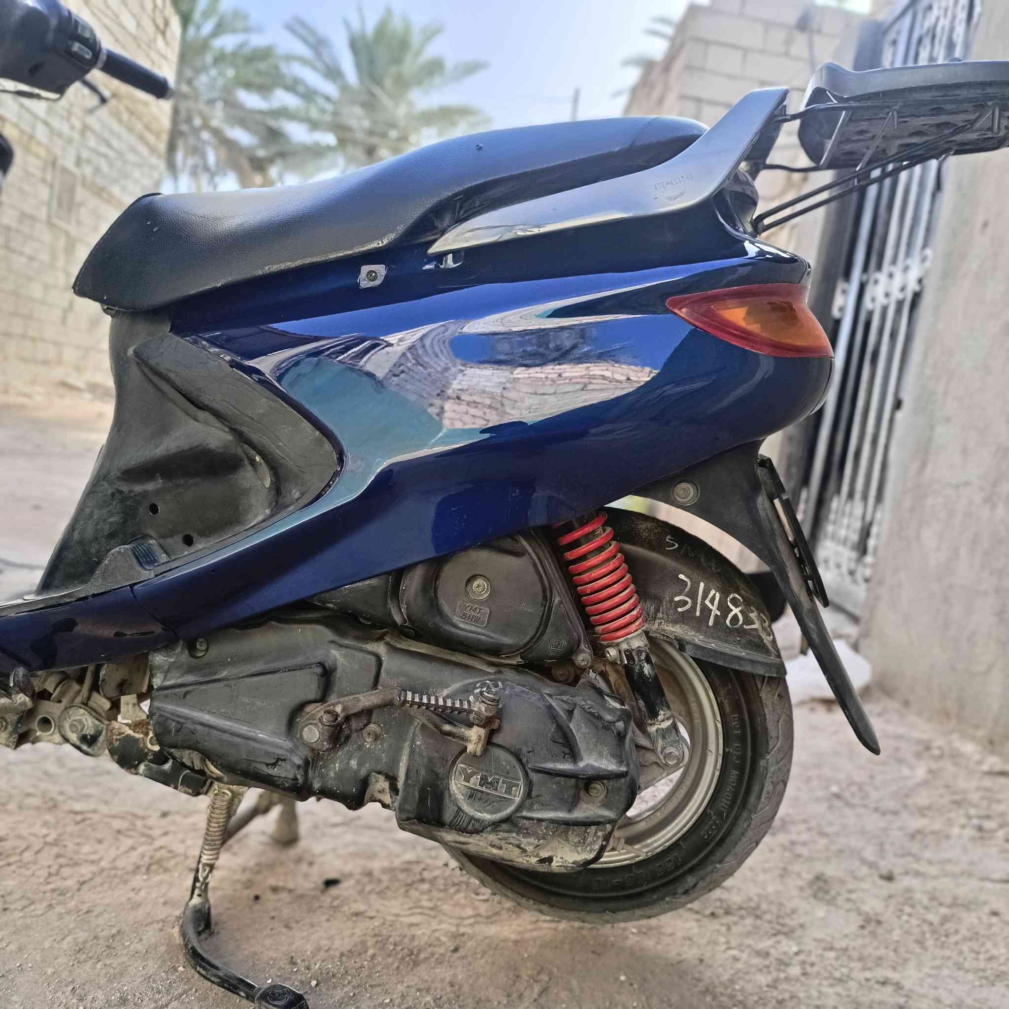 سلام عليكم 

دراجة فراشة  جديدة أي نقص ما بيها 

مكينتها ماكس ممفتوحه ونضافة ٩٠ بل مية 

تجي تفحصها وذا طلع بيها شيء عايز لو ناقص  تاخذها ابلاش 
 مال جناي 
 للتواصل  ***********
