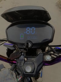 همر شحن • ٢٠٢٥ • ٦بطاريات