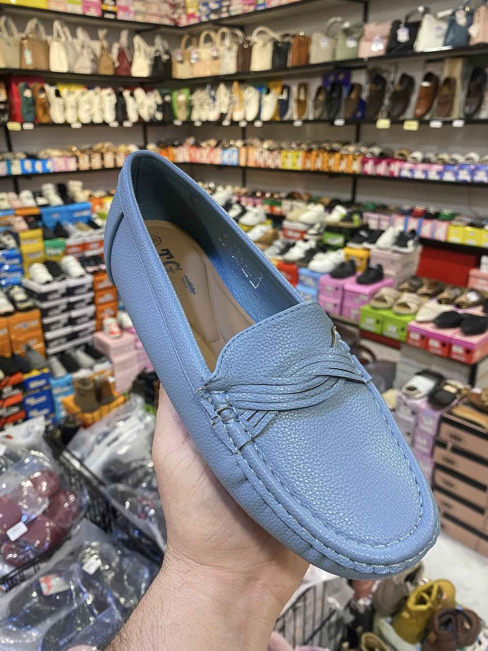 جديد بضاعة العيد 
فلات نسائي 
طبي وخفيف ومريح باالبس 
كوالتي عالي 💯💯
قطعة اتخبل اربع الوان
قياسات ٤١/٤٠/٣٩/٣٨/٣٧

⭕ العنوان موصل حي المهندسين مول قوارير
      الطابق الثاني 

⭕يوجد توصيل داخل الموصل 

⭕هاتف ***********

⭕هاتف ***********
