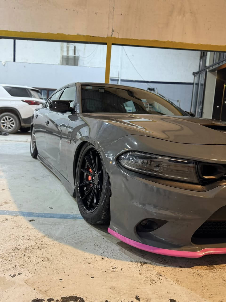 سلام عليكم
دوج جارجر 2019 دايتونا فول عدا الفتحة 

سوبر تراك باك 

مزوده 

جكات 

منضمومه ايثانول 

شوته رياضي 

برمجه 

غرفة دايتونا 

حادثها مدكر فقط 

واجت بيها كلير قطعتين والبند مبدل 

***********

السعر 187
