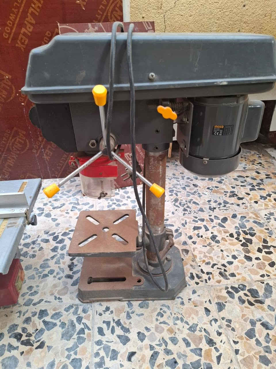 دريل منضدي ثابت ماركة انجيكو مستعمل قليل جدا بسعر 75 ألف 
بصرة / الامن الداخلي ***********
