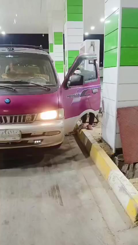 السلام عليكم بريجو موديل1996
سياره مصبوغه جماليه محرك كير واكسل كفاله رقم بغداد سياحي تحويل ثاني يوم صدر امامي خلفي مكفولات شواصي 4بلاديات السعر58 وبيها مجال ممتواجد عل نت
***********
