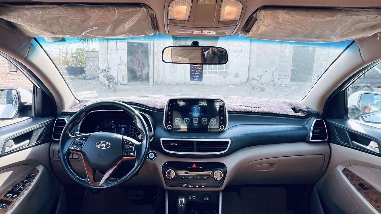 توسان 2019 خليجي.
مكفولة كفالة عامة
ماشية 130 الف
كاصد اعلى المواصفات
• كامرات خلفية
﻿﻿• مثبت سرعة
•﻿﻿ بصمة ابوب وبصمة تشغيل
﻿• مقاعد امامية كهربائية
•﻿﻿ مصابيح زنون امامية
• ﻿﻿إنارة محيطية
• ﻿﻿كشن جلد
• ﻿﻿شاشة امامية دجتل
﻿﻿• تبريد قطعتين
﻿4 انطمة القيادة
﻿﻿•تحكم استيرن
• ﻿﻿حساسات خلفية
سعر  201  بيها مجال جداً بسيط

***********
