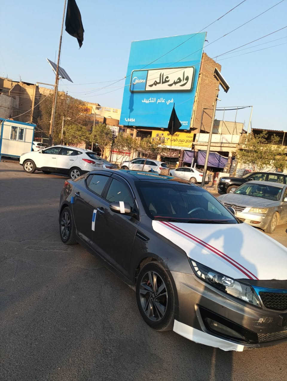 للبيع كيا اوبتما موديل 2013 رقم بغداد الماني تحويل مباشر سياره فول مواصفات تبريد قطعتين بصمه كير مكينه حداديه تخم تاير كفاله ورارد امريكي بيه قطعه وحده صبغ فقط مكفوله من ضربه مكان سياره حله مركز المدينه حي الامام السعر (  85 ) ورقه الاتصال ***********
