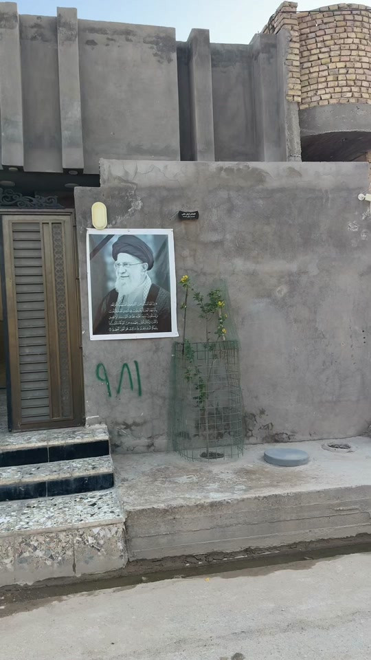 بيت للبيع الموقع بغداد بين حي طارق الوسط والقديم المساحه 100متر طابق واحد بناء حديث جاهز من كلشي الشراي مراجعة مكتب عقارات المصطفى او الاتصال على هذه الارقام ***********.  *********** والسعر اول تعليق في الفيديو #عقارات_بغداد #بيوت #عقار #عقاري #متابعه_ولايك_واكسبلور_احبكم 
