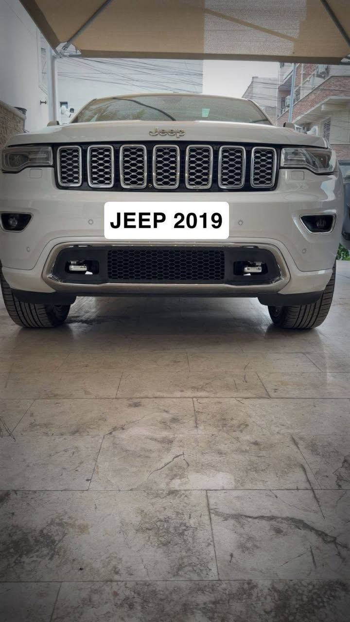جيب  2019 اوفر لاند خليجية
رقم سليمانية تحويل مباشر 
وكاله ليث العبيدي
مكفوله كفاله عامه حته الدعاميات    مال جناي حصرآ 
ماشيه ٨١ كيلو الف شرط الفحص والجهاز والسونار
داخل لون بيجي
 فول مواصفات ١/١ 
جكات جوبلس
رادار جانبي نقطه عمياء   
حجم المحرك: 3600
فور ويل 4/4 ماوس 
دبل سلايت بانوراما 
تشغيل عن بعد 
شفتات ستيرن 
جنطه كهربائي شفط 
دبل كزوز خلفي 
حساسات اماميه + خلفية 
رادارات
بصمه تشغيل بصمه ابواب
سستم صوت 12 سماعة 
دمامي خلفي بلصندوك
قطعتين تبريد ثلج 
كشن خزن ميموري 3 وضعيات
 مقاعد جلد اصليه كهرباء (تدفئة+تبريد) 
 كشن خلفية تدفئه
تدفئه بلاستيرن 
سيدي بلجكمجه  مع ريموتن تحكم بلشاشه 
مري  شفط 
مري قلاب ويه ال R
الداخل صاج ملكي  
 نظام_خرائط(نظام ملاحة)_Navigatio
 كامرة خلفية دوارة اصلية
 استيرن كهرباء +  تدفئة
 فول تحكم استيرن (جهتين امامي + جهتين
 مري _جانبي_تدفئة مرايا_جانبية_حساسة_للضباب_تعمل_
تلقائياً + اشارة بالمري 
 لايت عدسة زينون يصعد وينزل ويه الستيرن 
كشافات زنون 
زراكات لايت 
  باتري جديد مال شركه جيب صدر جديد 
تخم تاير جديد
 برده صندوق شركه 
السياره جديده بمعنئ الكلمه ولا كلوب مشتغل بلدشبول حته السيرفز طافي 
السعر 285 ورقة 
*********** مكانه بغداد زيونه
