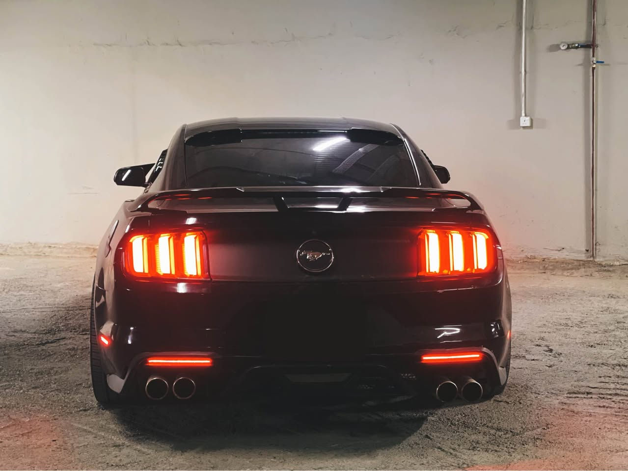 MUSTANG V6 2016
مۆستانگ V6
مۆدیلی 2016
٣ پارچە بۆیاخ 
گێڕ مەکینە نەکراوە بە شەرتی ڤەحس
بێ تەقەو ڕەقە
ڕەقەم شانصی:  1FA6P8AMOG5208341
ماوەی ڕۆشتن : 69,000 MIL
نرخی ١٣٩$ مەجالێکی زۆر کەم
شوێن سلێمانی
ز.م: *********** السليمانية, العراق
