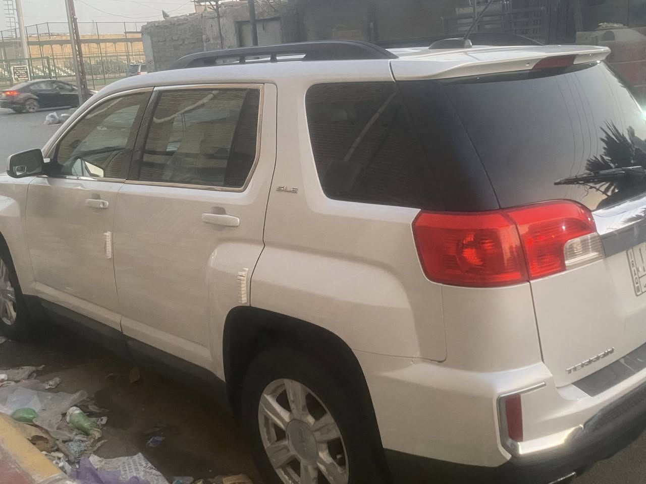 سلام عليكم سياره تيران مديل 16 معوقين ومخلصه  راعيها والد شاب يريد تحويل لو وكاله جاهز يمي جيرانه  مكينه 2400 جهازه من كلشي  كير حدايه تبريد تخم تاير مسويها ادامه توني ماشيه 93  دواخل الونين كشنات جلد كهربائي أمريكي ضربتها جاملغ وبنيد وبيها صبغ بل باب صايق راقمها ذيقار مكانها ناصريه مركز   سعرها 110 وبيها مجال شي قليل  راقمي ***********
