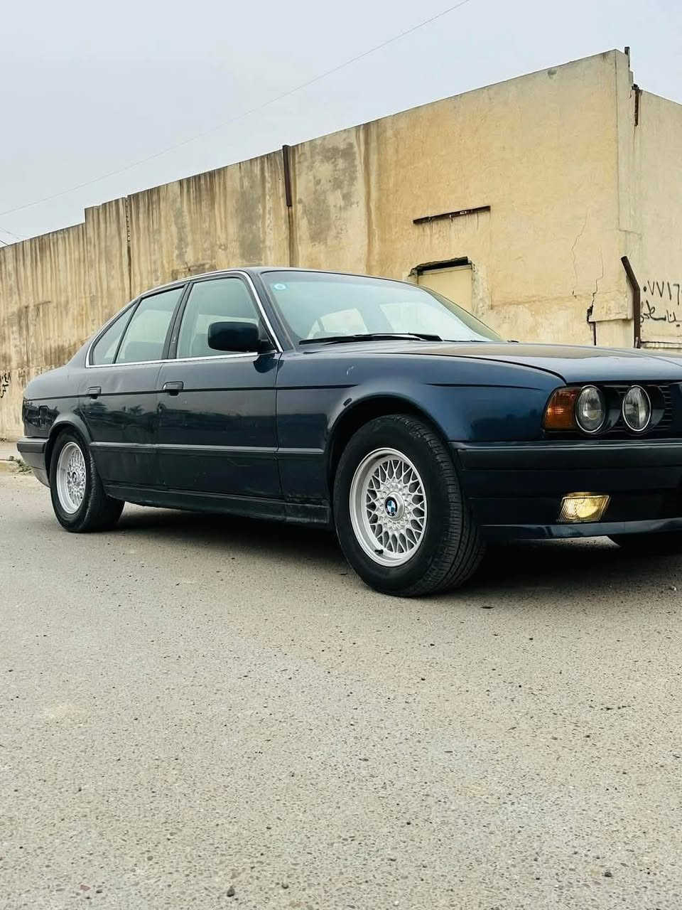 سلام عليكم بي ام دبليو للبيع
محرك مسكر عدل ٥٢٥ تك فانوس مكفول من تبخير وتنقيص محرك أكسل مكفول

صدره ٩٥ بلميه 

موديل ١٩٩٢ بدون فتحه 

وباقي تفاصيل معروفه بلبي ام رقم انكليزي

رقم هاتف ***********

*********** 

  سعر 46 وبيه مجال
