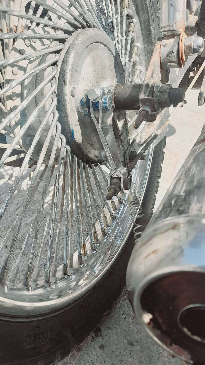 نامه امس جفتت محركاها وبدلت بريك دراجه نضيفه شلعتها تخبل كلك كلك اب 270 وبيها مجال حك الجيه مكاني النجف شارع الوائلي


**إذا كنت صاحب هذا الإعلان وتريد حذفه لأي سبب، رجاءا أرسل رسالة إلى الدعم الفني**