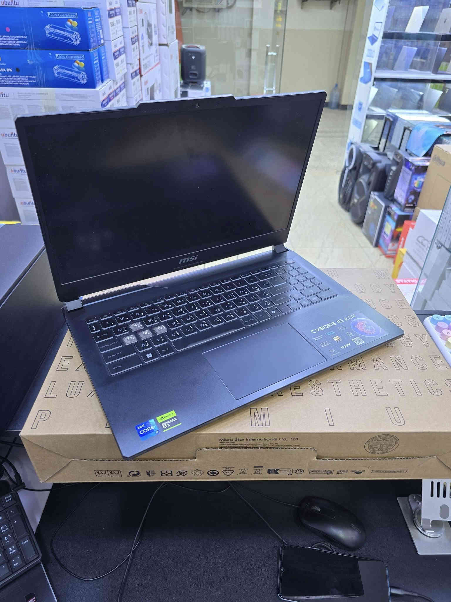 MSI Cyborg 15
Intel Core i7-13620H الجيل (13)
 Ram 16 G DDR5
NVIDIA GeForce RTX 4060 8G
وحدة التخزين  ssd  
NVMe Samsung 1Tb
لابتوب  جديدة مصارلها  اقل الشهرين  بعدها بالضمان 
سعرها مليون و150 الف 
للاستفسار 
***********
