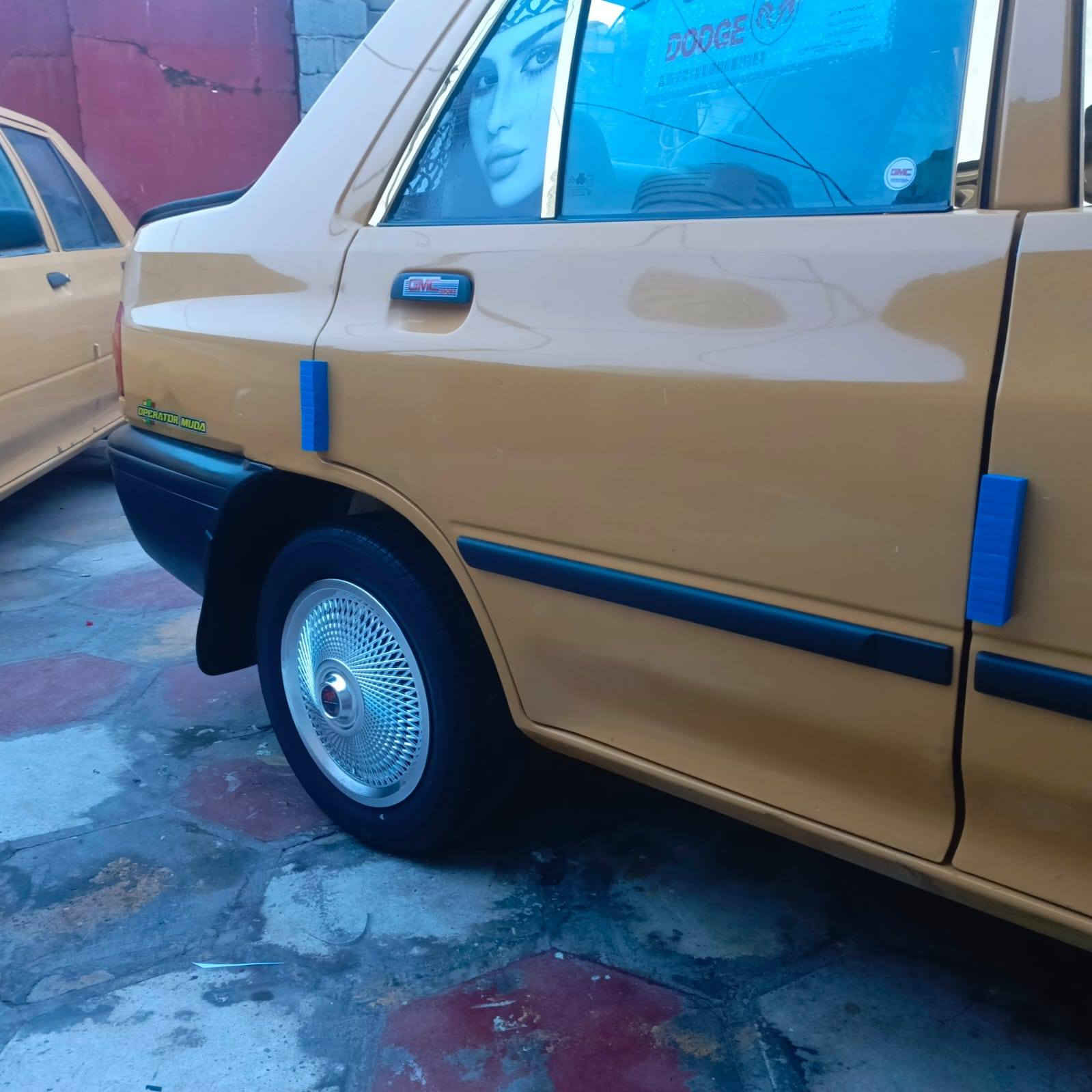 سلام وعليكم سايبه مديل 15 سنويه الحد 28 بعد بيه كفاله من كلش السعر 35 /***********
