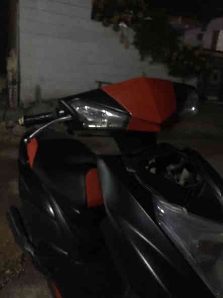 سلام عليكم دراجه للبيع سكنس لد مكينه ياباني سعرها 400 استفسار خاص او رقمي ***********
