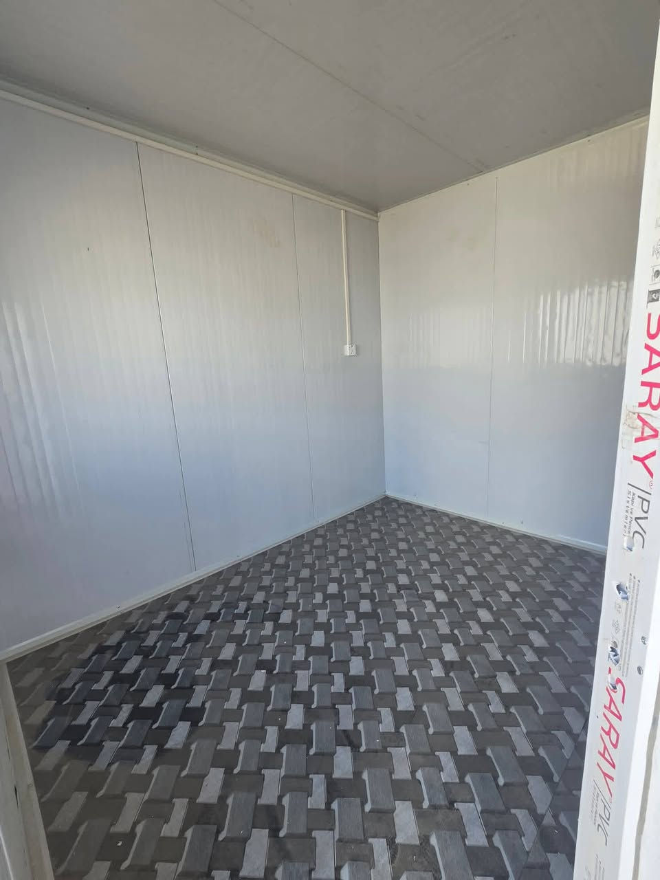 كافة الاعمال حدادة والسندويج وجنكو وكيسبان شغل درجة اولى وبي ضمان قسط ونقد حاضر اتصل على ***********بي واتساب
