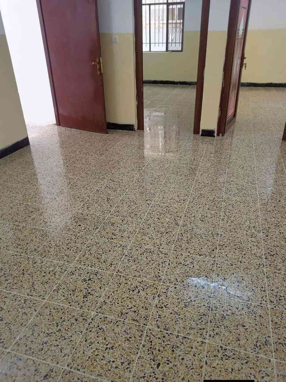 فراس ابو احمد الفتلاوي لجلي الكاشي ومرمر طبيعي وتنظيف وتلميع كافة ارضيات رقم الهاتف  ***********
