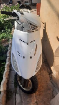 دراجه للبيع رقم تليفون 07724682671