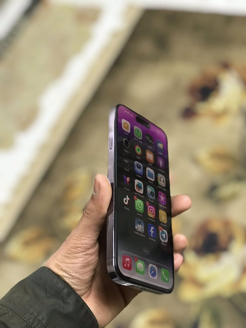 سلام عليكم
ايفون ((((14 ابرو ماكس))))✅
 الذاكرى ((256))✅
فيس((فيس ايدي شغال))✅
هزاز ((نت))اتصال))((صوت))كامرات)) كله شغال✅
بطاريه بلاديه بلاديه ))((88))
كله شغال وشرط الفحص التلفون 
((((فقط مبدل شاشه اصليه)))) 
((مكاني بغداد بسمايه)) ((السعر 625)) وبي مجال 
رقم ***********
