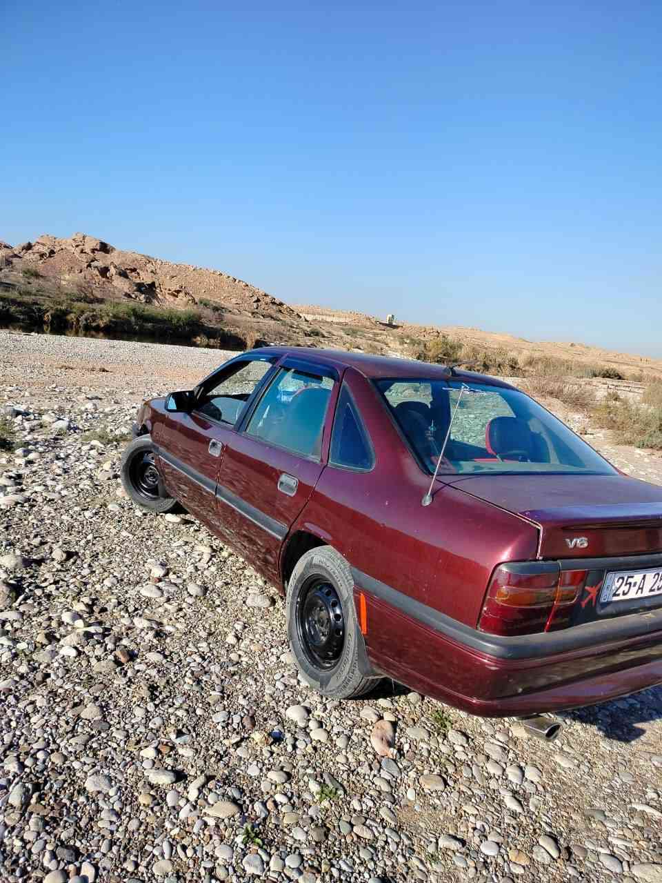 السلام عليكم فكترا حجم 2000كركوك انكليزي بسمي بطاقه بانزين سياره جاهزه مابيه مصرف
للاستفسار ***********
