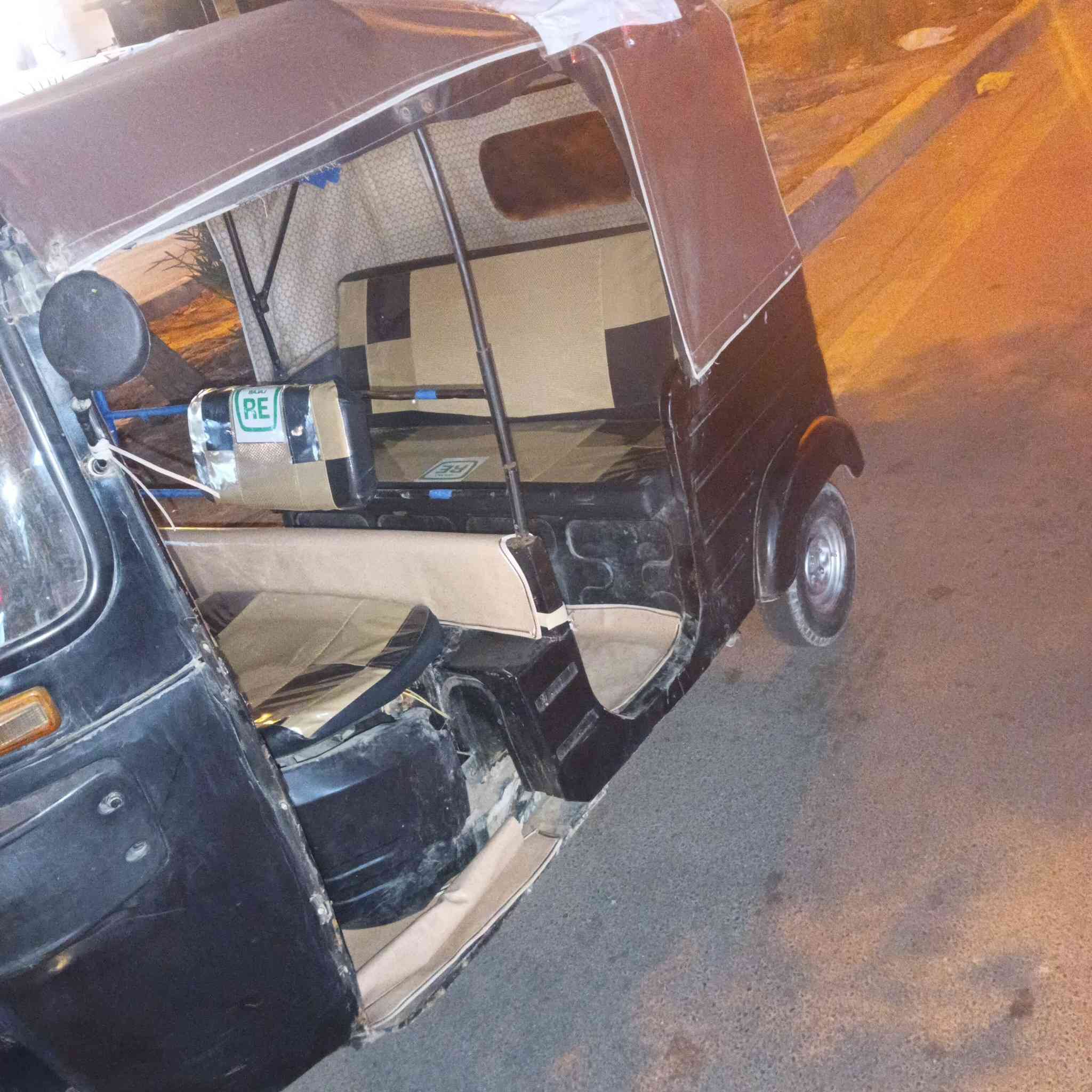 تكتك لبيع موديل 2017 اوراق كامله السعر 2500 مكينه 20 
حلوة وناعمه بغداد الحريه رقمي تكتك جاهزة لشغل رقمي ***********
