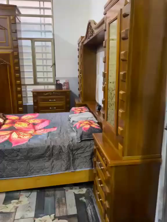 غرفت نوم جديد داخل وخارج صاج تزكام تخبل  سبب البيع ضيق المكان مكان بغداد الحريه السعر مليون و٨٠٠رقم ***********
