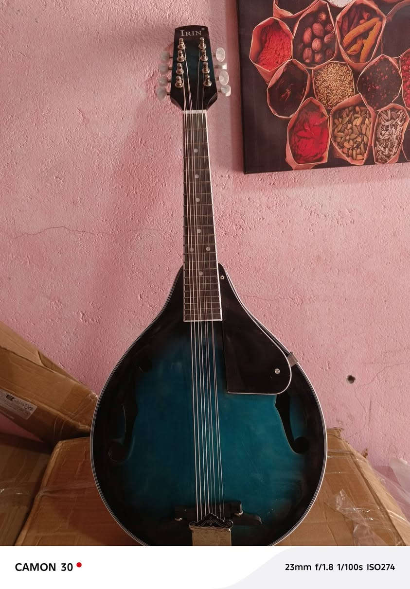 للبيع آلة مندولين
السعر 40


**إذا كنت صاحب هذا الإعلان وتريد حذفه لأي سبب، رجاءا أرسل رسالة إلى الدعم الفني**