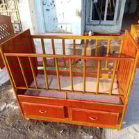 تخت طفل عدد ٢ شرط شرط النظافه شغل ثقيل سعر الواحد ٤٥ الف 07721237051