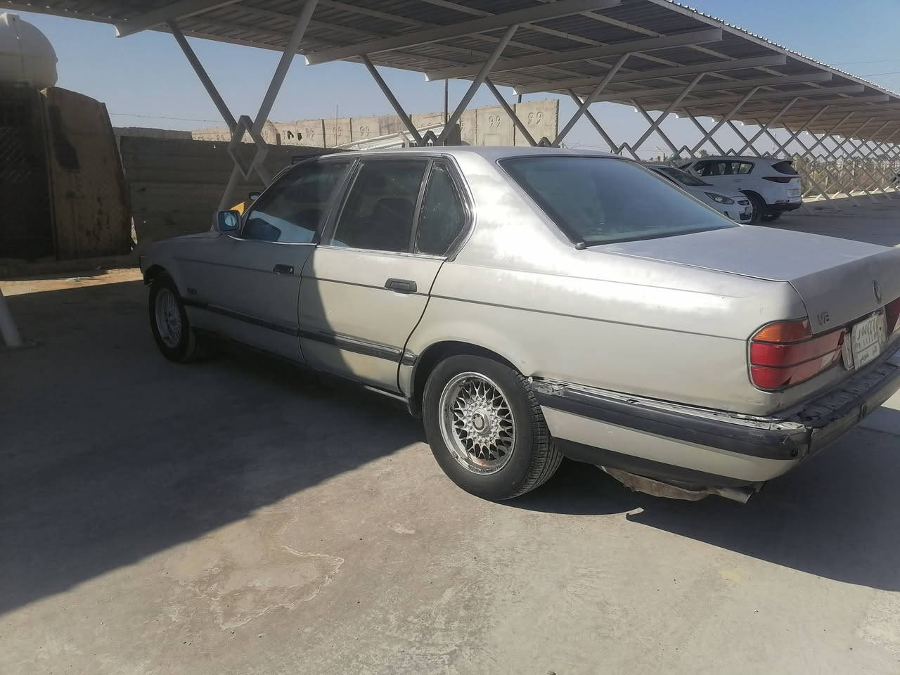 السلام عليكم مكلف بالنشر بي ام دبليو موديل ٩٢ رقم إنبار مشروع وطني كير تمساح مكينه ٧٣٥ جديده ٨ سلندر كير ومكينه جدد حداديه حلوه دواخل جيده جدا مصبوغه عام بيهه طخه بالجاملغ الأمامي الأيمن سياره جاهزه وخير من الله تخم تاير جديد السعر ٣٢ ورقه وبيهه مجال مكانهه الصويره *********** واتس اب ***********
