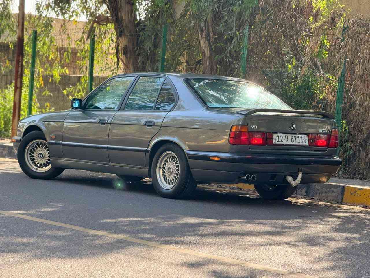 سلام عليكم
الحلال للبيع
سيارة بأسمي شرط الوكاله والتحويل 
BMW 530i V8 اصل وفصل
موديل 1994 
ثمانيه سلندر ✈️ فول توماتيك 
اربع جامات كهرب +سنترلوك 
  محرك وكير جدد مال كصه تبريد ثلج ❄️ تدفئه نار🔥
صبغ عام جمالية بدون ضرر
سيارة بل واقع احلة من الصور   ومال جناي سيارة متعوب عليها
       ترايك الى مكة 🕋  
شرط ماتصرف عليها دينار فقط 
(الصدر الأمامي تعبان) والباقي                  شرط برغي ما ناقص 
     سعرها 75
***********
***********
