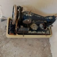 مكينه خياطه • أجهزة منزلية