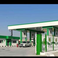 محطة وقود كرار • عالم الفن • النجف حي الحرفين