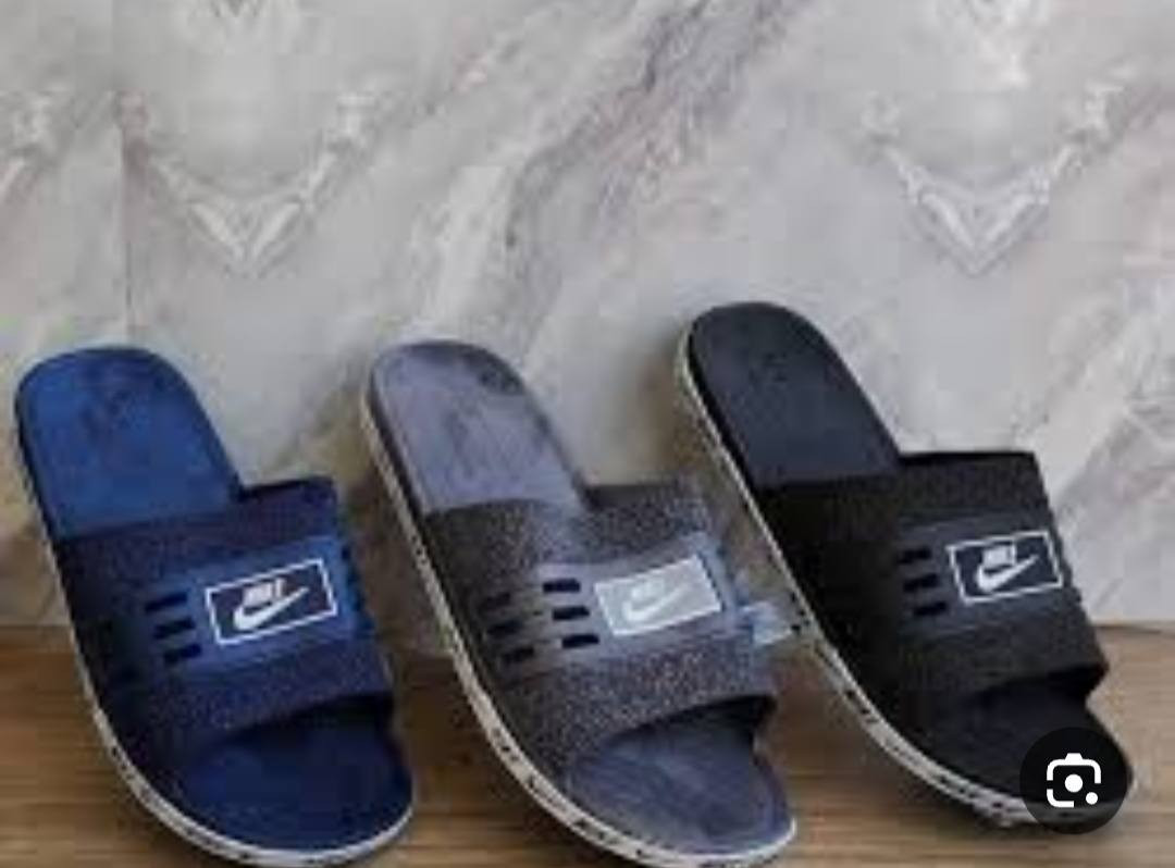 شبشب حمام 

السعر 3000 دينار

الهم صل على محمد وال محمد 
العنوان الديوانية الخصيمة 😀😀
 شارع بانزيخانه الاسكان المودي الى الخصيمة في التقاطع 😚😚😚قرب مجمع سيد حامد 
يوجد خدمة توصيل داخل الديوانيه فقط 🚘🚖🚘🚖


**إذا كنت صاحب هذا الإعلان وتريد حذفه لأي سبب، رجاءا أرسل رسالة إلى الدعم الفني**