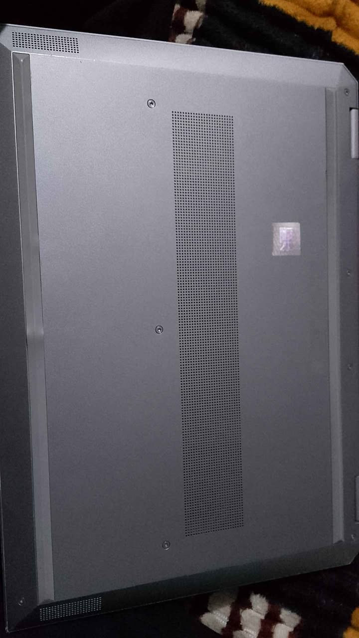 السلام عليكم  عندي لابتوب hp مواصفات كالتالي 
معالج xeon(R) E-2186M القوي جدا workstations
رام 32g
كرت شاشه خارجية نيفيديا 
كرت شاشه داخلي انتل P630
هارد 512ssd سريع جدا 
كيبورد ضوئي طباعة عربي إنجليزي 
شاشة 15.6 انج
الجهاز نظيف جدا مخصص للأعمال الثقيلة 
السعر بيه مجال بسيط حق الكروه Colombo, Sri Lanka


**إذا كنت صاحب هذا الإعلان وتريد حذفه لأي سبب، رجاءا أرسل رسالة إلى الدعم الفني**