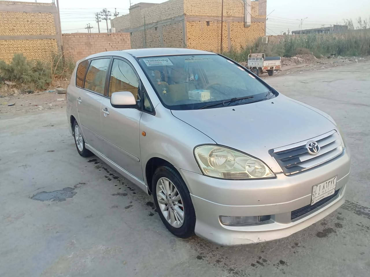 سلام عليكم. ابصم 2001. تو ويل اصل رقم ذي قار بسمي مداور ثاني يوم
السياره كفاله. ماعده باب خلف السائق مبدل 
مكينه وگير بالكارتون تبريد ثلج كهربائيات شغاله كله
غرفته بالكارتون السياره جاهزه مال جناي
مكاني ناصريه سيددخيل
السعر 108 وبيهه مجال بسيط
***********
