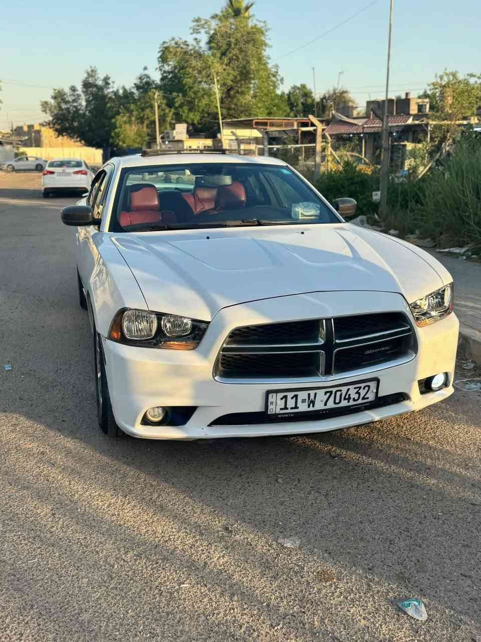 السلام عليكم جارجر للبيع او مراوس حسب القناعه 
بغداد بسمي تبريد كير مكينه خير من الله 
فول موصفات فتحه شاشه جبيره كير طياره شفتات ستيرن 
كلاصات حار بارد كشنات امامي فول تحكم تدفئه كشنات امامي خلفي صدر امامي خلفي جديد تخم تاير جديدالسعر 
150 وبيها مجال ***********
