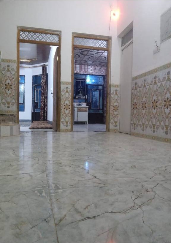 [#مشتمل_للبيع](https://www.facebook.com/hashtag/%D9%85%D8%B4%D8%AA%D9%85%D9%84_%D9%84%D9%84%D8%A8%D9%8A%D8%B9?__eep__=6&__cft__[0]=AZbVlx598DilYKxNLoqi6ZhBlkn-Xx4T-um636iCYjr21AX0fp6B1BASQ0Itkau0ZI_lkTgOGGBw2lCk4A4vVoagnE8LTypbZpmsRB6WE9B3cujM0nFUR7UkduDHdpldszAp82EedyDMTjf94sAEqvTkBkIYb9snE0HZIu0745hUta1ZAbWQqMQrM5uRz0VGl3ZT-XHuO-judr23wJcwTeot&__tn__=*NK-R) 

[#الموقع](https://www.facebook.com/hashtag/%D8%A7%D9%84%D9%85%D9%88%D9%82%D8%B9?__eep__=6&__cft__[0]=AZbVlx598DilYKxNLoqi6ZhBlkn-Xx4T-um636iCYjr21AX0fp6B1BASQ0Itkau0ZI_lkTgOGGBw2lCk4A4vVoagnE8LTypbZpmsRB6WE9B3cujM0nFUR7UkduDHdpldszAp82EedyDMTjf94sAEqvTkBkIYb9snE0HZIu0745hUta1ZAbWQqMQrM5uRz0VGl3ZT-XHuO-judr23wJcwTeot&__tn__=*NK-R) حي الجبيريه الثالثه  

[#الشارع](https://www.facebook.com/hashtag/%D8%A7%D9%84%D8%B4%D8%A7%D8%B1%D8%B9?__eep__=6&__cft__[0]=AZbVlx598DilYKxNLoqi6ZhBlkn-Xx4T-um636iCYjr21AX0fp6B1BASQ0Itkau0ZI_lkTgOGGBw2lCk4A4vVoagnE8LTypbZpmsRB6WE9B3cujM0nFUR7UkduDHdpldszAp82EedyDMTjf94sAEqvTkBkIYb9snE0HZIu0745hUta1ZAbWQqMQrM5uRz0VGl3ZT-XHuO-judr23wJcwTeot&__tn__=*NK-R) 10 متر حرف T

[#المساحة](https://www.facebook.com/hashtag/%D8%A7%D9%84%D9%85%D8%B3%D8%A7%D8%AD%D8%A9?__eep__=6&__cft__[0]=AZbVlx598DilYKxNLoqi6ZhBlkn-Xx4T-um636iCYjr21AX0fp6B1BASQ0Itkau0ZI_lkTgOGGBw2lCk4A4vVoagnE8LTypbZpmsRB6WE9B3cujM0nFUR7UkduDHdpldszAp82EedyDMTjf94sAEqvTkBkIYb9snE0HZIu0745hUta1ZAbWQqMQrM5uRz0VGl3ZT-XHuO-judr23wJcwTeot&__tn__=*NK-R) 125 متر  

6 غرف نوم مع سويتات 

مع باقي التفاصيل

للاستفسار اكثر زياره المكتب او الاتصال

[#مكتب_القمر_للاستثمار_العقاري](https://www.facebook.com/hashtag/%D9%85%D9%83%D8%AA%D8%A8_%D8%A7%D9%84%D9%82%D9%85%D8%B1_%D9%84%D9%84%D8%A7%D8%B3%D8%AA%D8%AB%D9%85%D8%A7%D8%B1_%D8%A7%D9%84%D8%B9%D9%82%D8%A7%D8%B1%D9%8A?__eep__=6&__cft__[0]=AZbVlx598DilYKxNLoqi6ZhBlkn-Xx4T-um636iCYjr21AX0fp6B1BASQ0Itkau0ZI_lkTgOGGBw2lCk4A4vVoagnE8LTypbZpmsRB6WE9B3cujM0nFUR7UkduDHdpldszAp82EedyDMTjf94sAEqvTkBkIYb9snE0HZIu0745hUta1ZAbWQqMQrM5uRz0VGl3ZT-XHuO-judr23wJcwTeot&__tn__=*NK-R)

سامراء / حي الشهداء مدخل شارع 2000 ثاني عماره من جهة اليمين

علي العزاوي  ***********

علي العزاوي  ***********

نستقبل عروض البيع والشراء للعقارات التجاري والسكنيه في [#مكتب_القمر_للاستثمار_العقاري](https://www.facebook.com/hashtag/%D9%85%D9%83%D8%AA%D8%A8_%D8%A7%D9%84%D9%82%D9%85%D8%B1_%D9%84%D9%84%D8%A7%D8%B3%D8%AA%D8%AB%D9%85%D8%A7%D8%B1_%D8%A7%D9%84%D8%B9%D9%82%D8%A7%D8%B1%D9%8A?__eep__=6&__cft__[0]=AZbVlx598DilYKxNLoqi6ZhBlkn-Xx4T-um636iCYjr21AX0fp6B1BASQ0Itkau0ZI_lkTgOGGBw2lCk4A4vVoagnE8LTypbZpmsRB6WE9B3cujM0nFUR7UkduDHdpldszAp82EedyDMTjf94sAEqvTkBkIYb9snE0HZIu0745hUta1ZAbWQqMQrM5uRz0VGl3ZT-XHuO-judr23wJcwTeot&__tn__=*NK-R)
