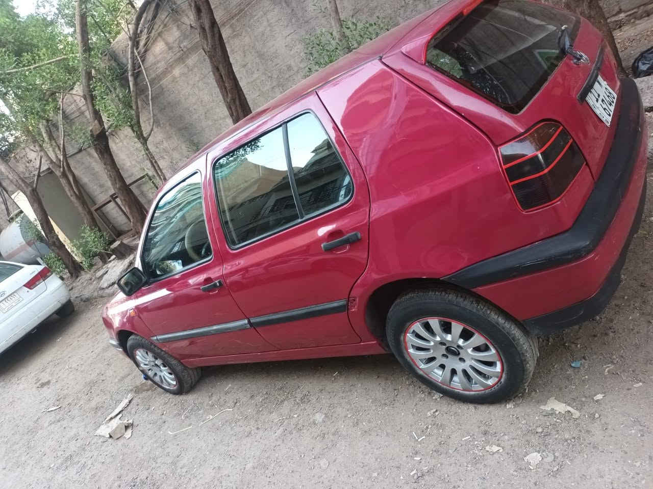 سلام عليكم كولف موديل 93 كير محرك زينات تخم تاير  نضيف صدر نضيف تبريد شغال سنويته امجدده ٢٠٣٠ للبيع السعر 37 او بيه مجال للتصال *********** المكان بغداد الجديده
