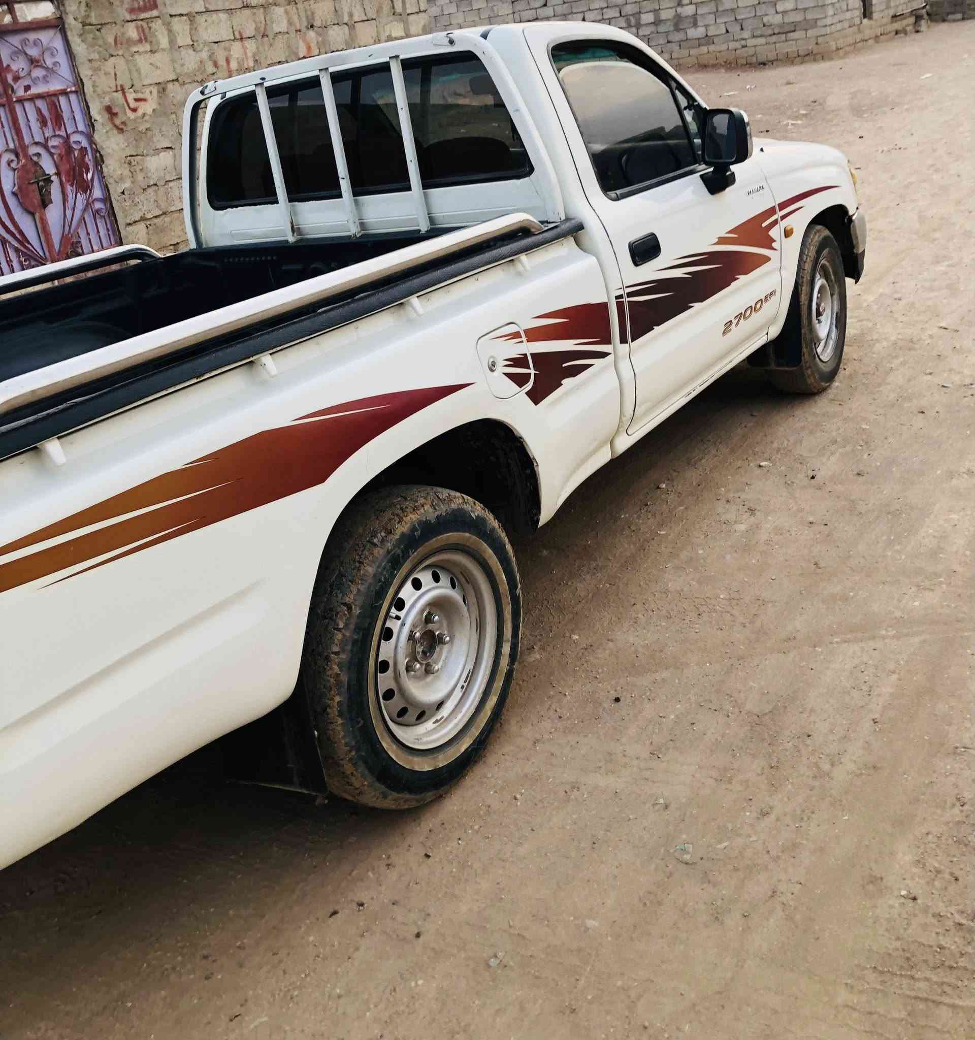 بيكم 2004 رقم الانبار باسمي رقم انكليزي سياره جاهزه سعر ١٢٠ وبيها مجال بسيط الجوال ***********
