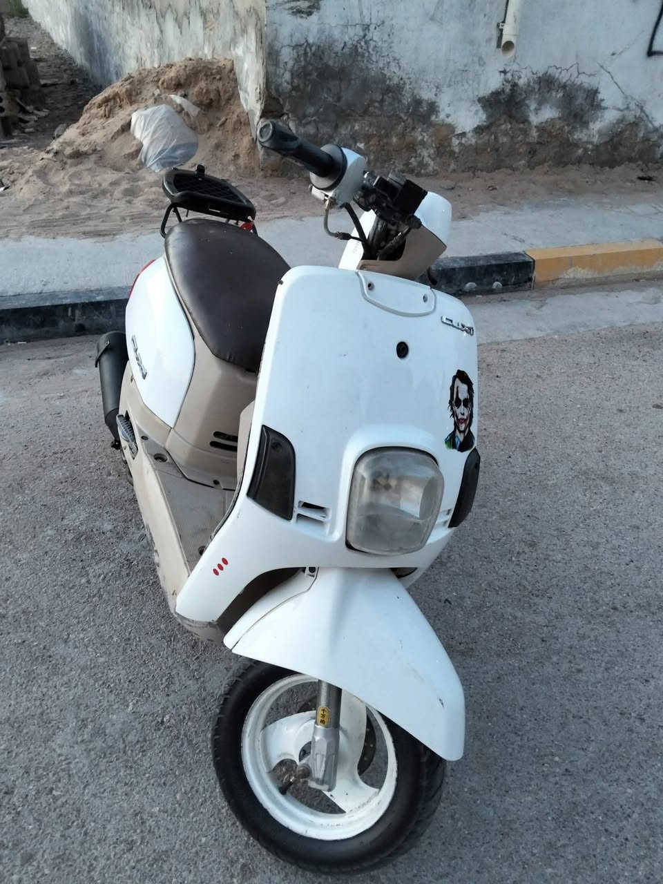 السلام عليكم ماكس بوليس كابريتر كفرات مختم كهربائيات شغاله محرك مكفول السعر 525 وبيها مجال مكاني قضاء الحي اتصال (***********) متواجد واتساب
