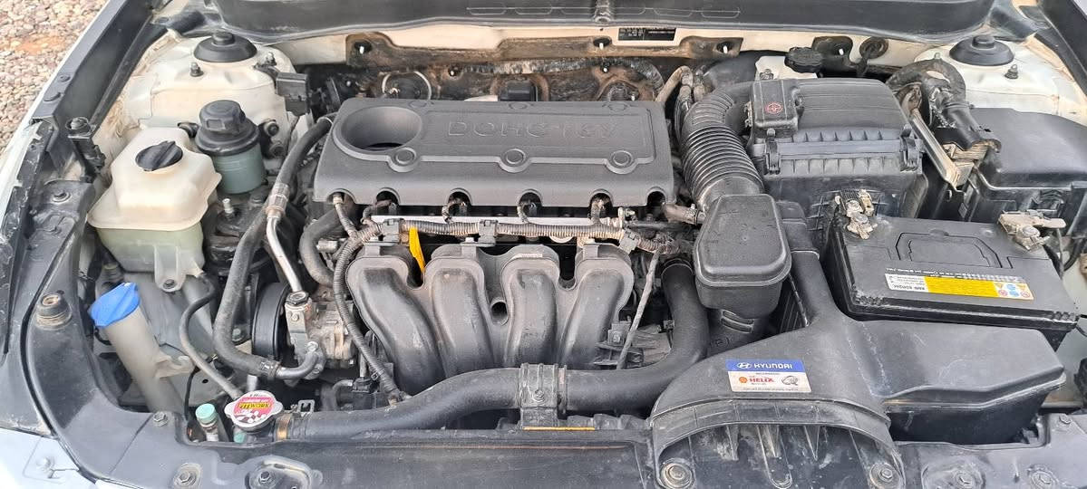 سوناتا ٢٠١١ خليجي ٢٤٠٠ صدر محرك كير جديد تبريد ثلج بدون صبغ السونار مرفق سنويه لل ٣١ مكان السياره الشرقاط السعر ١٢٥ ////***********//***********
