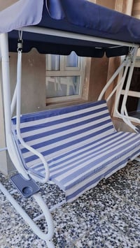 مرجوحه • حديقة • أثاث خارجي