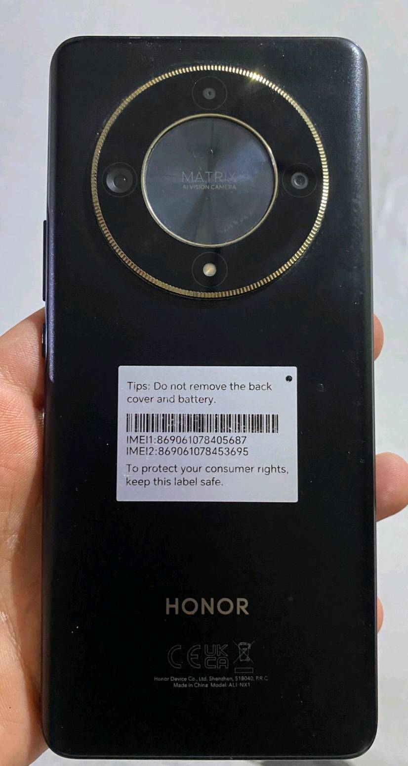 سلام عليكم هونر X9B 5g ذاكره 256 جهاز نضيف كامل ملحقات  استعمال بيت بيه شخط بصيط بلكامره بس مامئثر ابد
سعره240 وبيه مجال رقمي ***********
مكاني بصره قرنه
