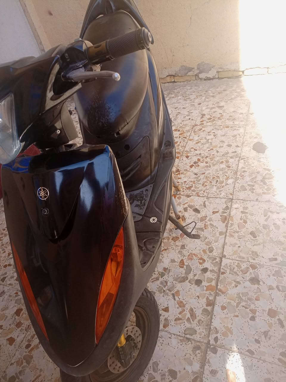 سلام عليكم دراجه ماكس عدله مفتوحه لغرض التزويد بوشه 55 كهربائيات كامله كلها سلف هندر مانقصها شي
دبل امامي تزويد 
تخم تاير نضيف 
عنواني ناصريه مركز 
للاستفسار : ***********
