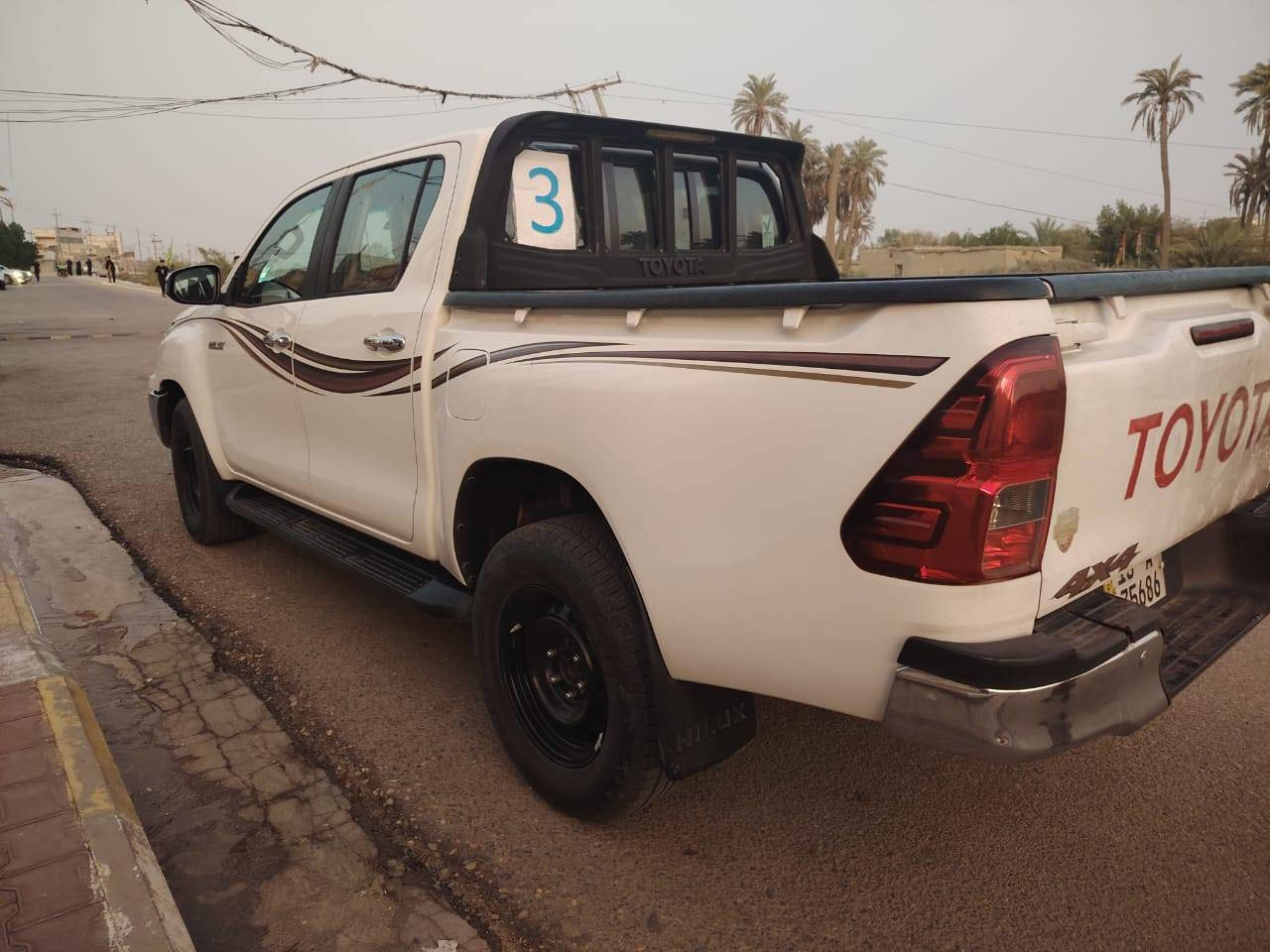 هاي لوكس فور ويل للبيع سياره مكفوله كفاله عامه كاز كير اوتماتيك موديل 2019 رقم ميسان السعر 225 /التصال على ***********
