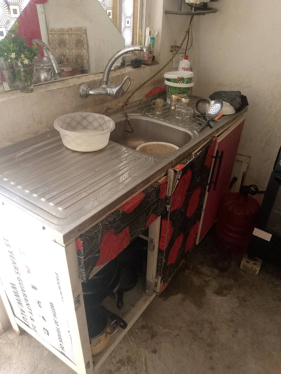 كاونتر طابقين حطاطة بي ضرر بسيط بس السنك للبيع

المكان / باب الدرب شارع ٦٠


**إذا كنت صاحب هذا الإعلان وتريد حذفه لأي سبب، رجاءا أرسل رسالة إلى الدعم الفني**