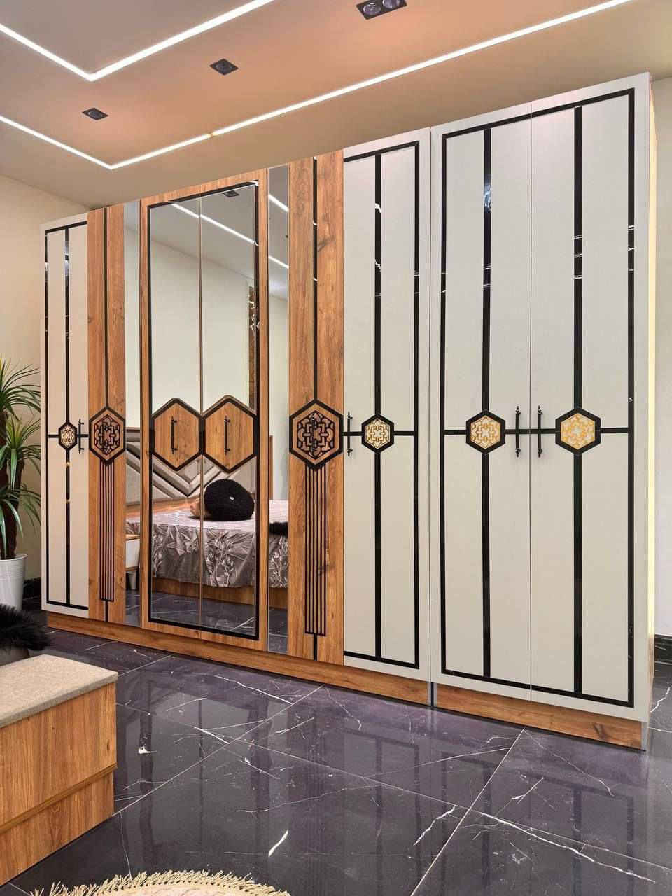 *موديل          البيرو           الخشبي*

*10 قطع          كنتور ملحق  🎁  300*      

✅ السرير مخزن 
✅ الميز تواليت الضخم
🥇  
✅ شغل ممتاز 
✅ المصنع الأصلي   
✅ قياسات ضخمه 

السعر مليون و150 الف 

توصيل بغداد مجانا 
اطراف 20 الف 
محافظات 100 الف
 فضلاً وليس أمراً سوي لايك ومتابعة للصفحة علمود يوصل للكل تاج الياسمين للاثاث


**إذا كنت صاحب هذا الإعلان وتريد حذفه لأي سبب، رجاءا أرسل رسالة إلى الدعم الفني**