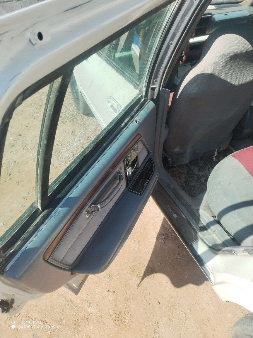 فورد موديل ٩٤ رقم كركوك ألماني محرك وكير أفلون راعيه بخانقين السياره مكانه الانبار السعر ١٣ وبيه مجال خابر وتدلل ***********
