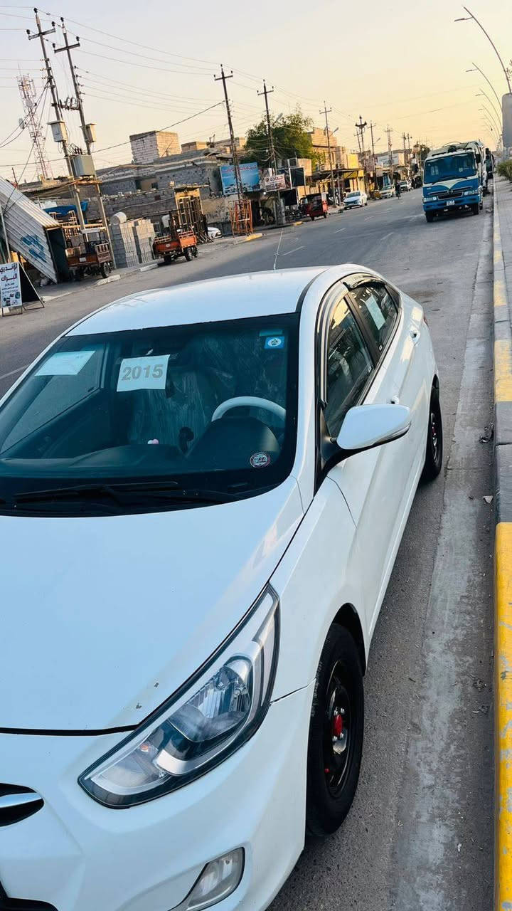 سلام وعليكم اكسنت لبيع موديل 2015 سياره كفاله من ضربه بيه باب مبدل باب سايق لباب لخلفي مصبوغ وسياره بس هاي بيه ولباقيه كفاله عامه مكينه 1400 خير من الله كفاله لمكينه حداديه تخم داير جاهزه سياره سعر 85 بيه مجال شراي يخابر ***********
