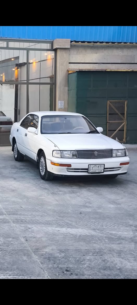 بطه كراون موديل 2000 سنوية ل2028كير ومحرك مكفولات حداديه نضيفه مكاني بصره أبو الخصيب راعيه موجود يمي *********** السعر 60$ البصرة, العراق
